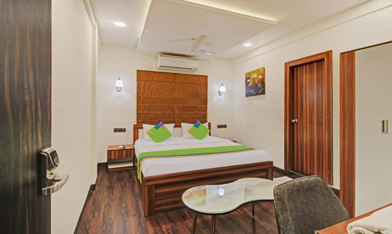 Treebo The Boss Hotel Raipur  Exterior photo