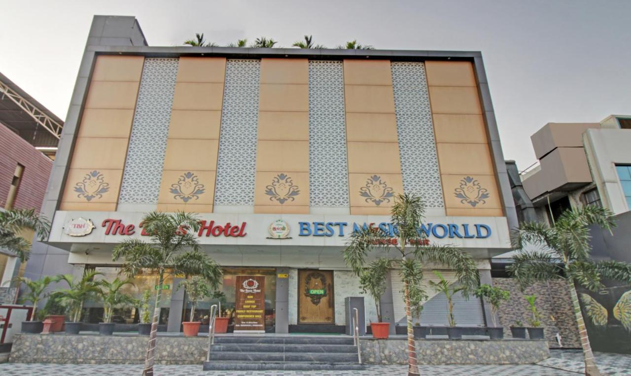 Treebo The Boss Hotel Raipur  Exterior photo
