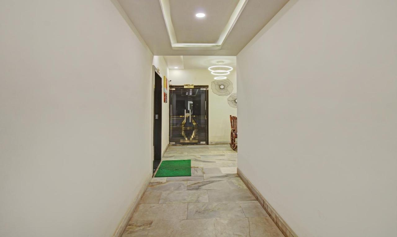 Treebo The Boss Hotel Raipur  Exterior photo