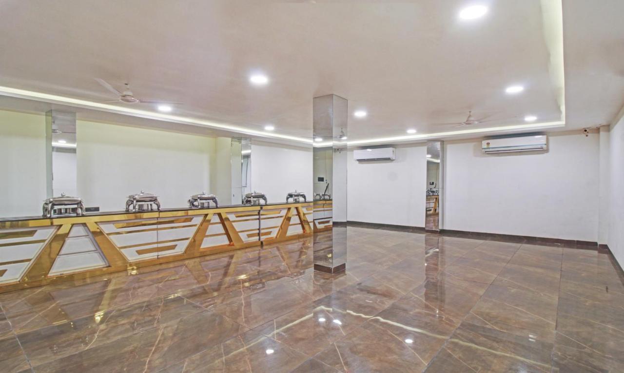 Treebo The Boss Hotel Raipur  Exterior photo