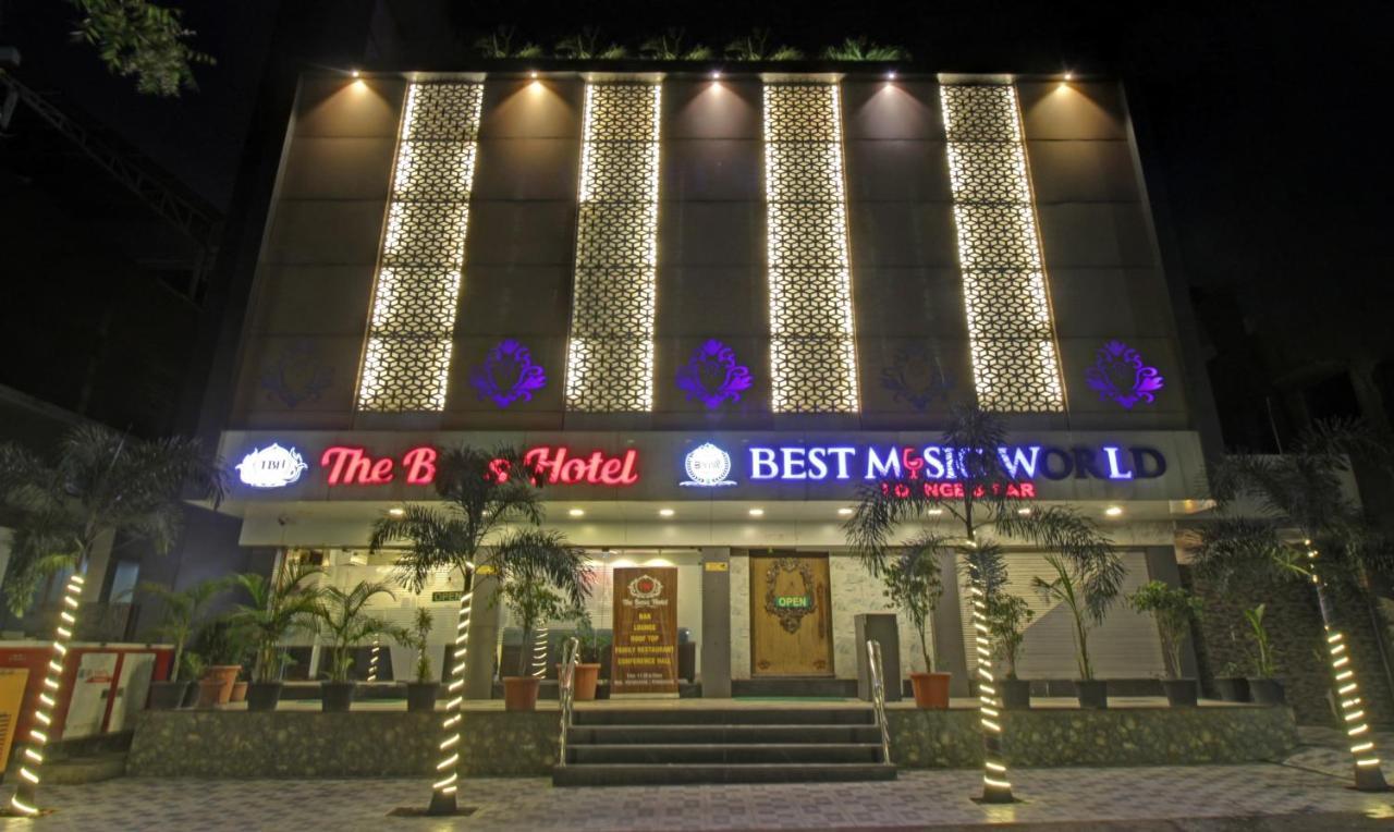 Treebo The Boss Hotel Raipur  Exterior photo