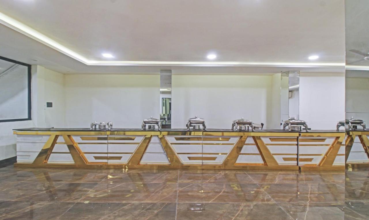 Treebo The Boss Hotel Raipur  Exterior photo